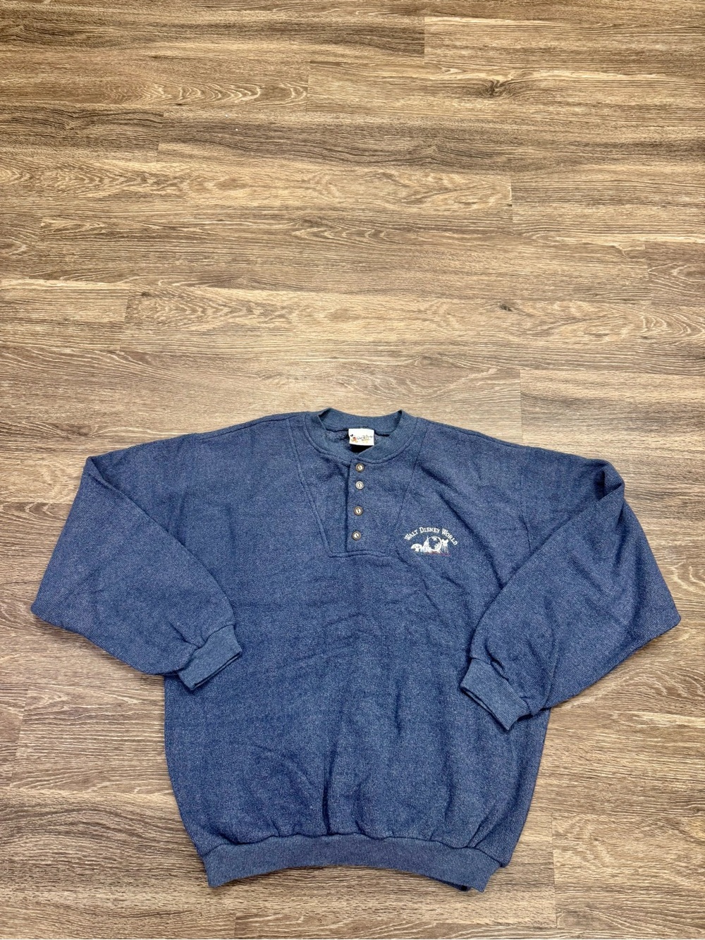 Vintage 90s Walt Disney World Embroidered Henley Sweatshirt Blue XL